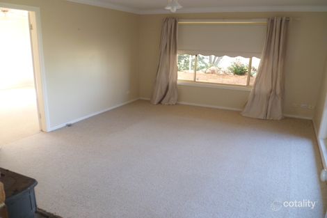 Property photo of 1 Fawcett Drive Lake Wyangan NSW 2680
