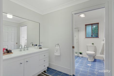 Property photo of 7 Lillyvicks Crescent Ambarvale NSW 2560