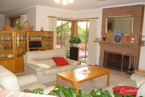 Property photo of 1 Glenauburn Court Sunbury VIC 3429