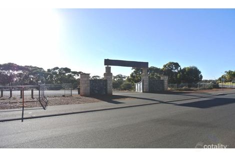 47 Paddington Dr, Hannans, WA 6430