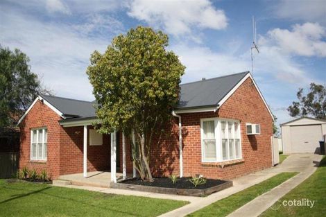 2 Carinya Ct, North Bendigo, VIC 3550