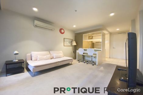 Property photo of 402/33 Mackenzie Street Melbourne VIC 3000