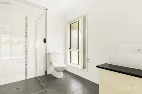 Property photo of 8 Greenview Street Oxley QLD 4075