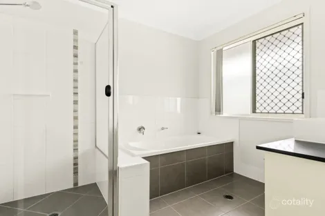 Property photo of 8 Greenview Street Oxley QLD 4075