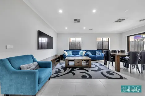 Property photo of 8 Alfred Road Mickleham VIC 3064