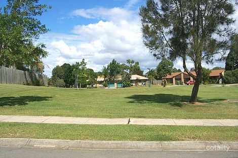 15 Orkney Pl, Labrador, QLD 4215