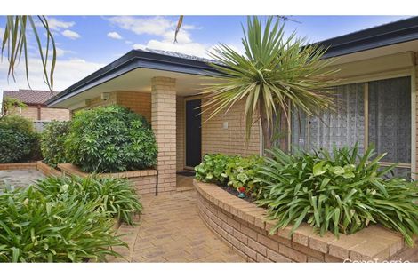 Property photo of 13 Lyrebird Square Ballajura WA 6066