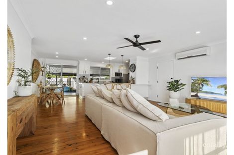 Property photo of 8 Drumfish Drive Currumbin Waters QLD 4223