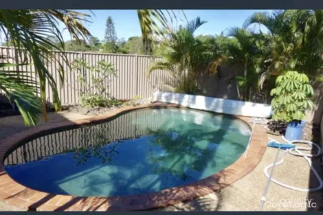 Property photo of 31 Alexander Drive Highland Park QLD 4211