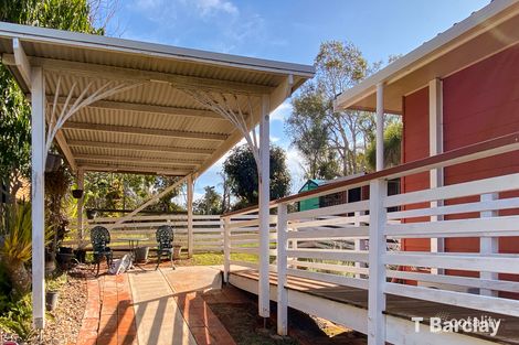 Property photo of 27 Pine Avenue Lamb Island QLD 4184