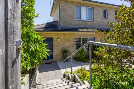 8 Wyndora Ave, Freshwater, NSW 2096