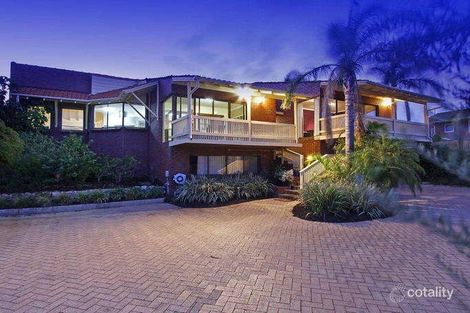 Property photo of 19 Hodder Way Karrinyup WA 6018