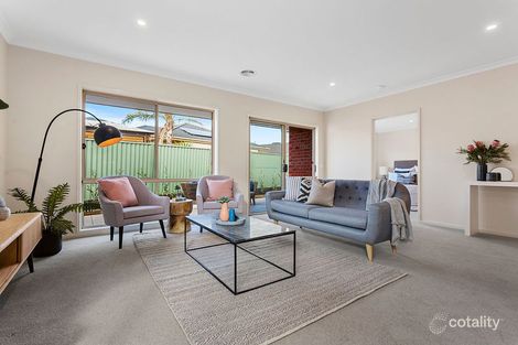 122/2 Rochester Pde, Cranbourne East, VIC 3977
