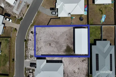 Property photo of 12 Flame Tree Drive Burrum Heads QLD 4659