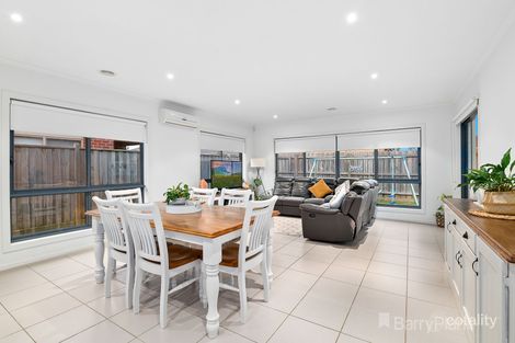 Property photo of 24 Peridot Avenue Officer VIC 3809