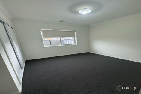 Property photo of 3 Sona Street Craigieburn VIC 3064