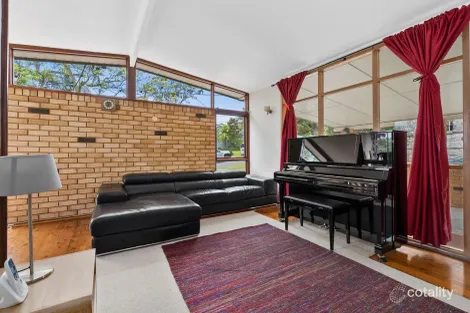 25 GREYSTOKE ST, WHEELER HEIGHTS, NSW 2097
