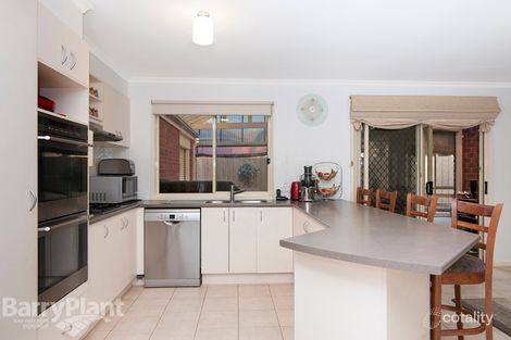 Property photo of 11 Thiele Court Lynbrook VIC 3975