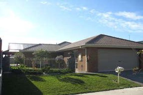 41 Clifford Dr, Pakenham, VIC 3810