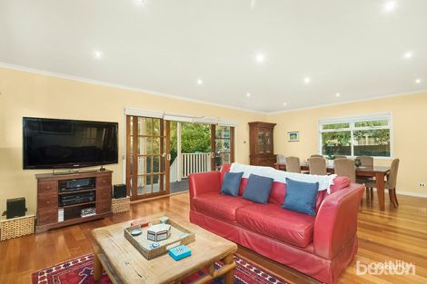 Property photo of 11 Oakham Avenue Burwood East VIC 3151