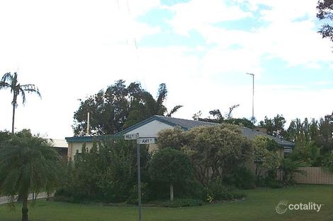 11 Hill St, Currimundi, QLD 4551