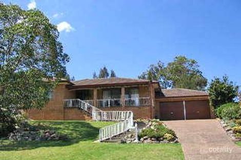 15 Camberwarra Dr, Belmont North, NSW 2280