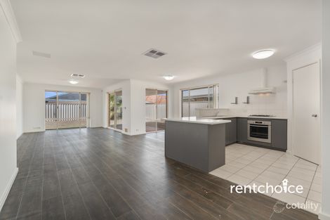 Property photo of 23 Knutsford Crescent Port Kennedy WA 6172
