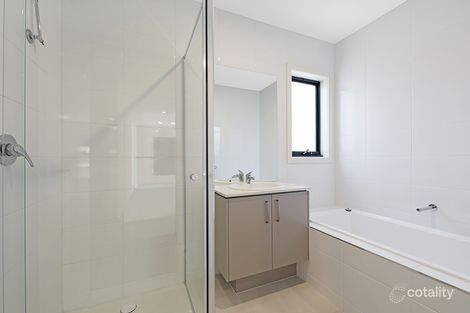 Property photo of 38 Foxtail Circuit Wallan VIC 3756