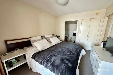 Property photo of 10/42-46 Surf Parade Broadbeach QLD 4218