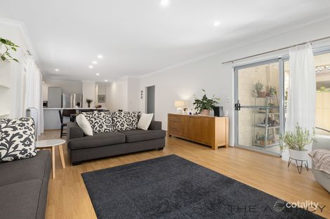 Property photo of 3/26 Churchill Green Canning Vale WA 6155