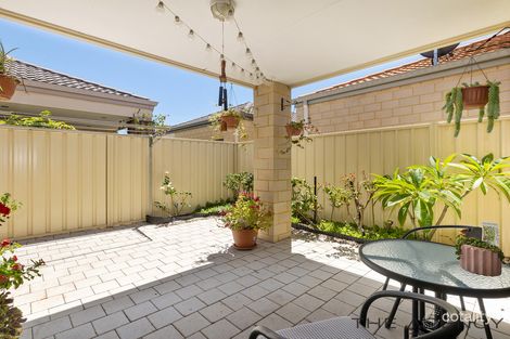 Property photo of 3/26 Churchill Green Canning Vale WA 6155