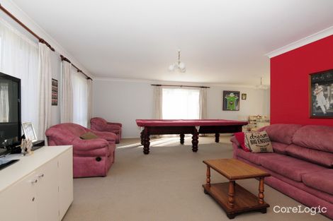 Property photo of 1/4 Chebec Close Bomaderry NSW 2541