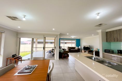 Property photo of 6 Besnard Street Oran Park NSW 2570