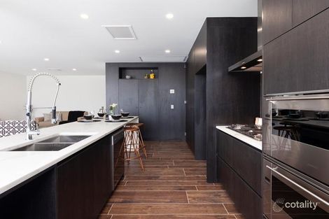 701/8 Kyabra St, Newstead, QLD 4006