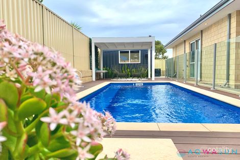 Property photo of 4 Bluejay Court Singleton WA 6175