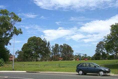 68-70 Rumrunner St, Mermaid Waters, QLD 4218