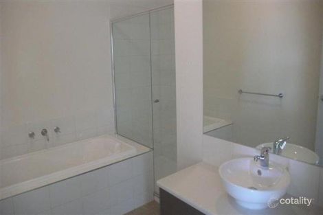 Property photo of 11 Lydgate Terrace Epping VIC 3076
