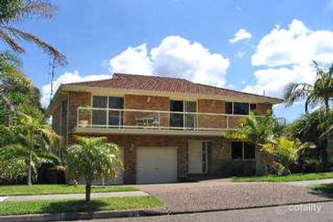 32 Camberwarra Dr, Belmont North, NSW 2280