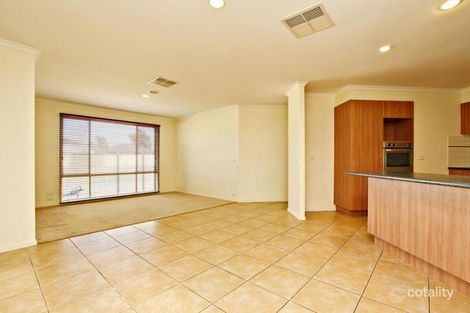 Property photo of 2 Windle Court Truganina VIC 3029