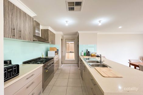 Property photo of 6 Besnard Street Oran Park NSW 2570