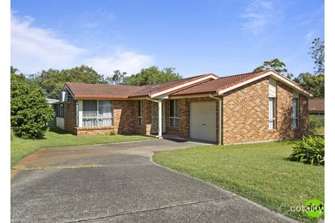 Property photo of 8 Gavin Way Lake Haven NSW 2263