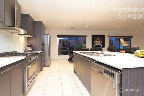 Property photo of 100 Lennon Parkway Derrimut VIC 3026