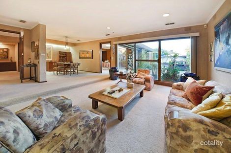 Property photo of 13 Faye Street Moorabbin VIC 3189