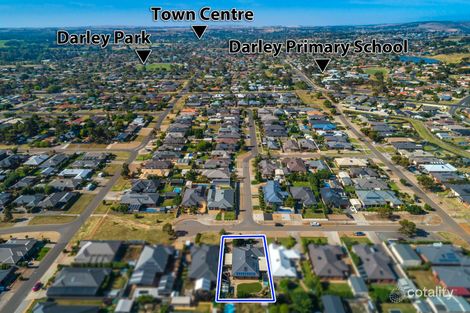 Property photo of 9 Douglas Close Darley VIC 3340