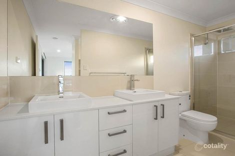 Property photo of 16 Oxenham Circuit Augustine Heights QLD 4300