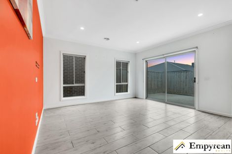 Property photo of 12 Rathdowne Drive Mickleham VIC 3064