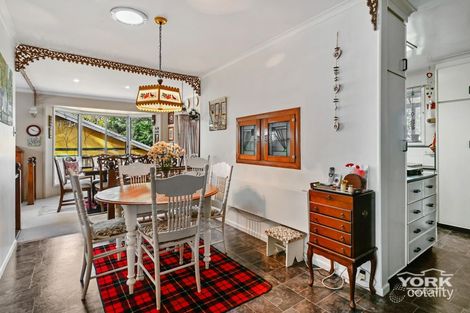 Property photo of 13 Amos Crescent Mount Lofty QLD 4350
