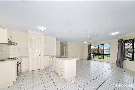 Property photo of 2 Gernika Court Bushland Beach QLD 4818