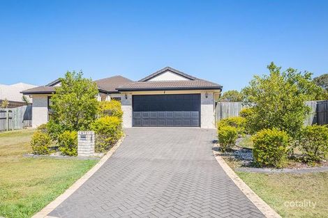 4 Doyle Ct, Sandstone Point, QLD 4511