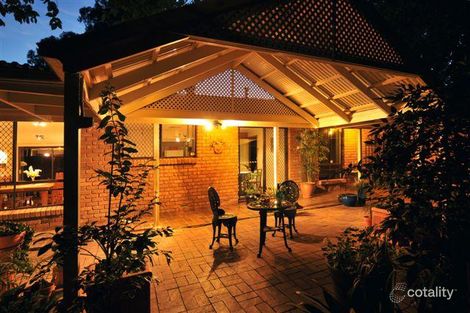 6 Pumphrey Ct, Redwood Park, SA 5097
